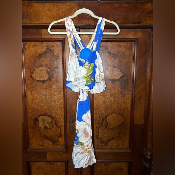 GUC Farm Rio- Floral Blue and White Dress. Size M - Picture 1 of 11